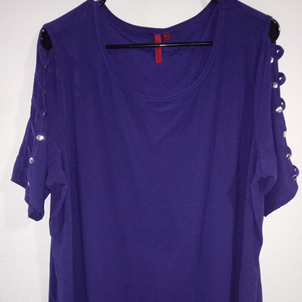 Women's blouse